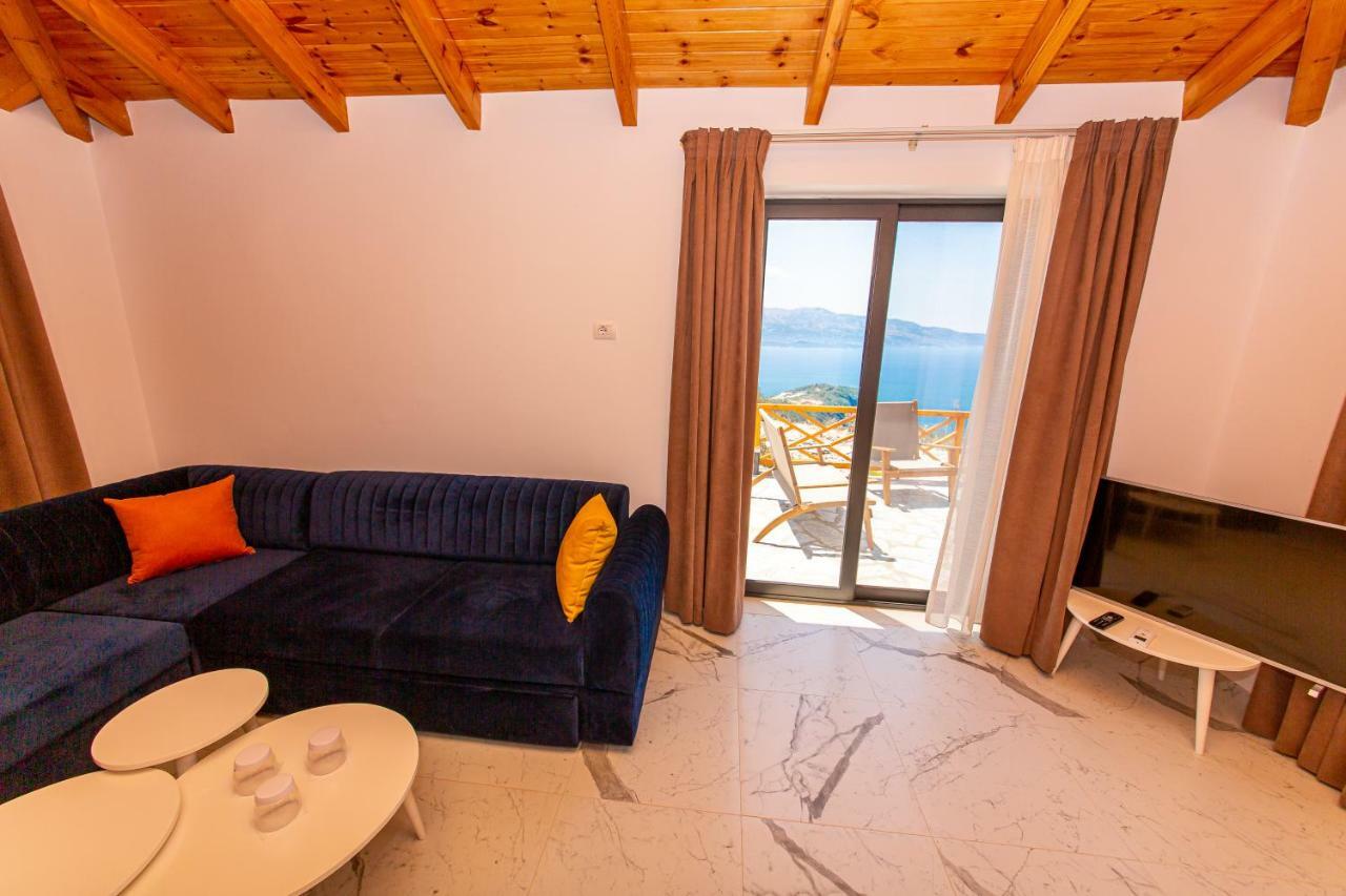 Santa Oliva Suites Ksamil Exteriör bild