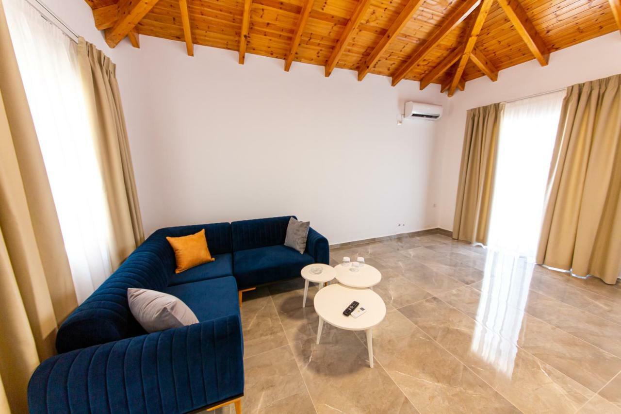 Santa Oliva Suites Ksamil Exteriör bild
