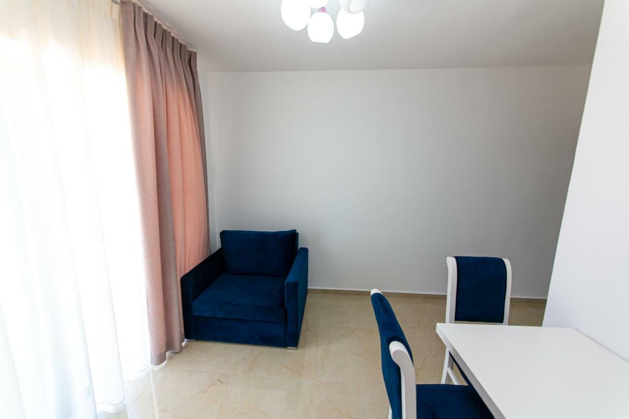 Santa Oliva Suites Ksamil Exteriör bild